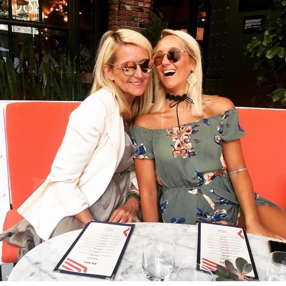 Meet The Posher! - Picture 2 of 5